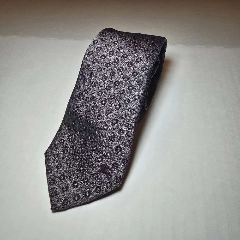 Burberry London Mens Silk Tie Purple Grey Geometric Medallion Made in England